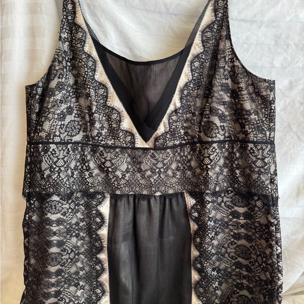 Ann Taylor Black and Cream Lace Blouse - Picture 2 of 3